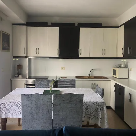 Boutique Vandrerhjem Sarandë