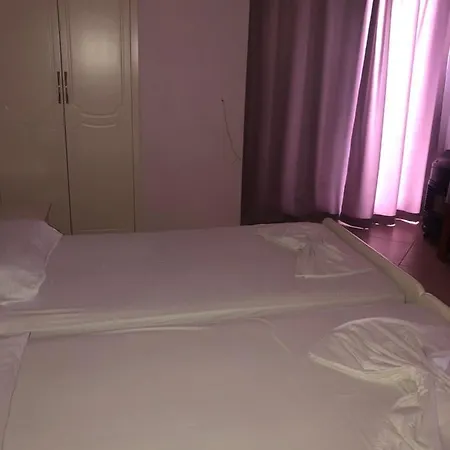 Albergue Boutique Sarandë