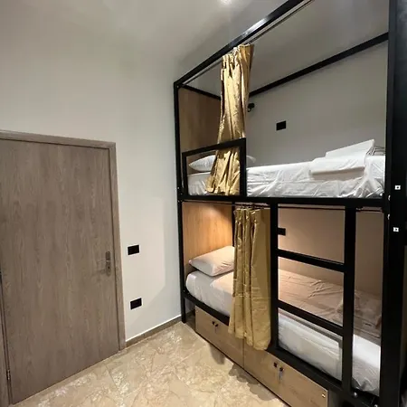 Boutique * Sarande